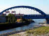 DSC00200_x.jpg (184328 bytes)